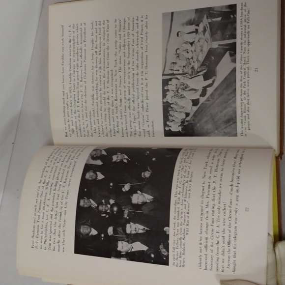 Circus Saints and Sinners - The Comical Chronicle of the Dexter Fellows Tent - Picture 12 of 15